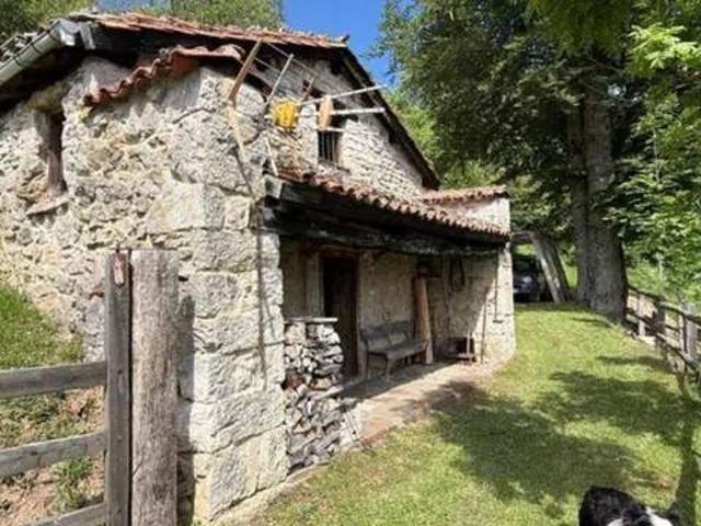 Terreno en Venta en Quirós