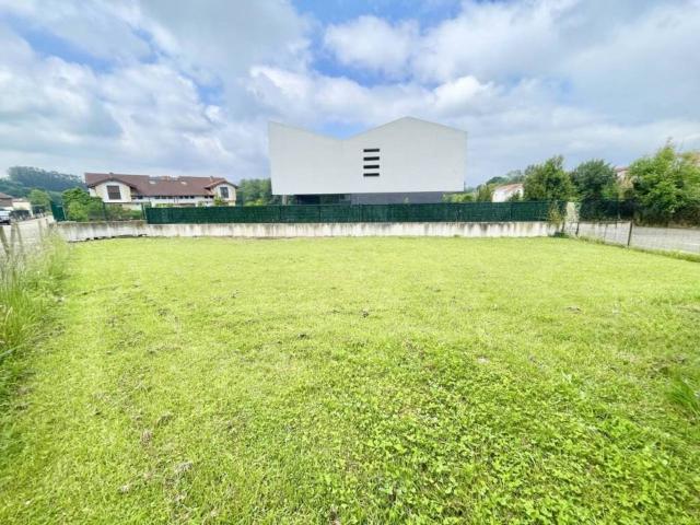 Terreno en Venta en Ribamontán Al Monte