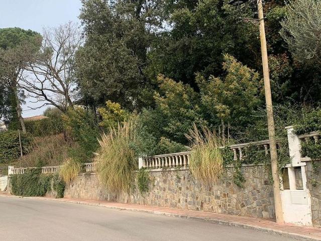 Terreno en venta en Riells i Viabrea, de 869 m² por 100.000