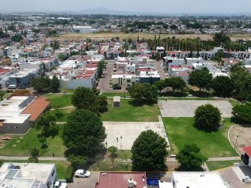 Terreno en venta en Rinconada del Valle Zapopan