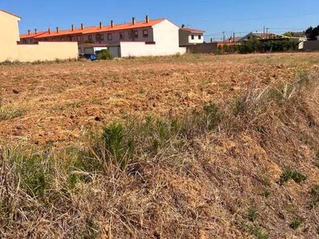 Terreno en Venta en Roales