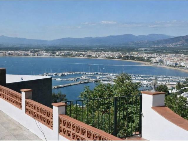 Terreno en Venta en Roses