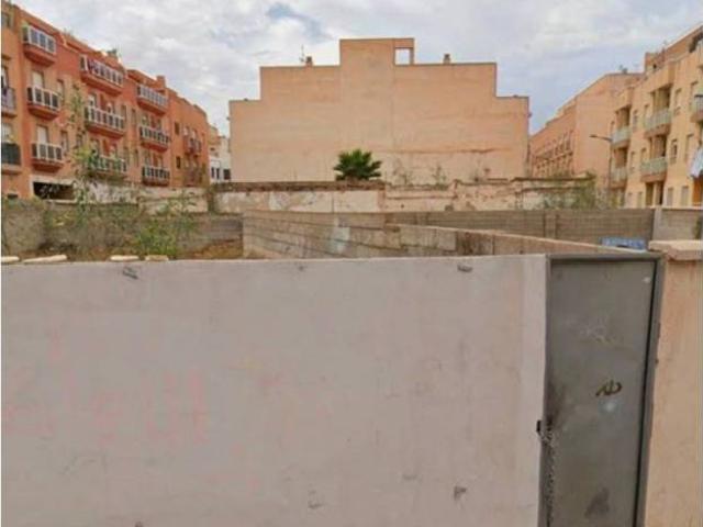 Terreno en Venta en Roquetas de Mar