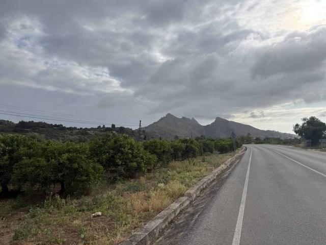 Terreno en Venta en Sagra