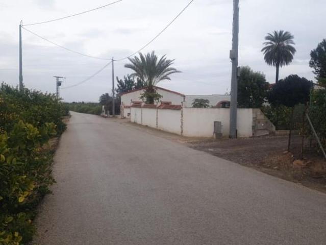 Terreno en venta en San Miguel de Salinas, Pueblo