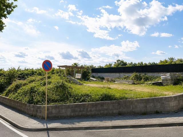 Terreno en venta en Sant Celoni, de 380 m² por 191.800