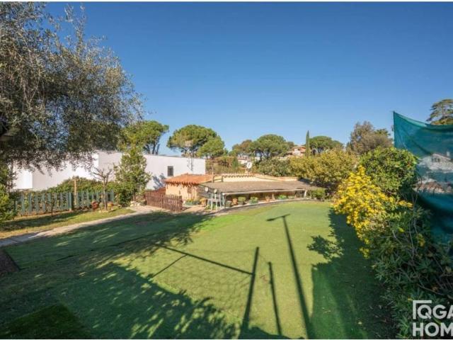 Terreno en Venta en Sant Cugat del Vallès