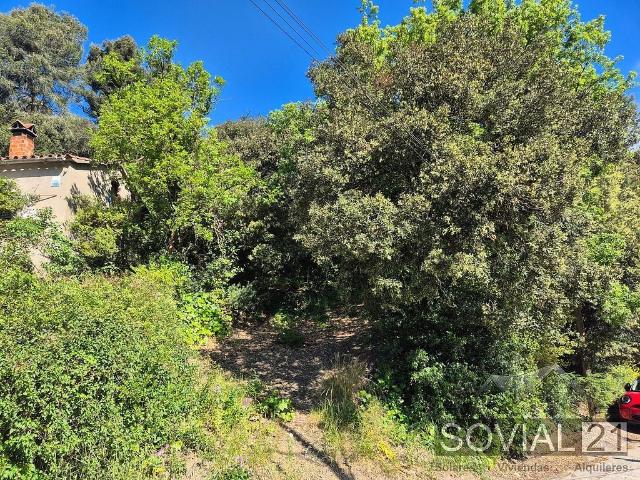 Terreno en venta en Sant Cugat del Vallès, de 378 m² por 197.000