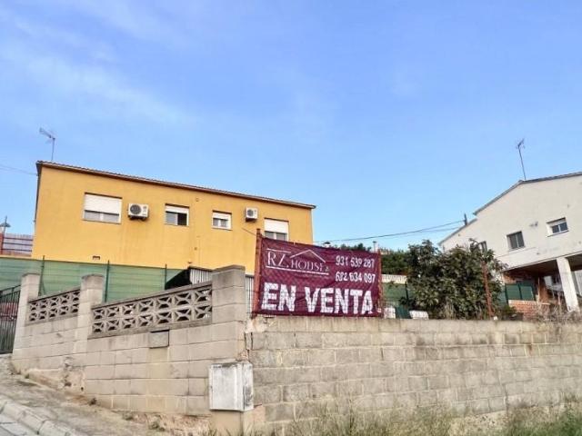 Terreno en venta en Sant Fost de Campsentelles, Pueblo