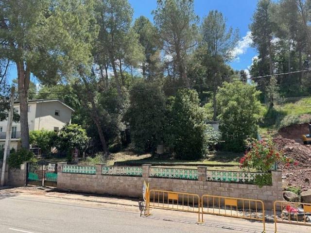 Terreno en venta en Sant Fruitós de Bages, de 1.053 m² por 85.000