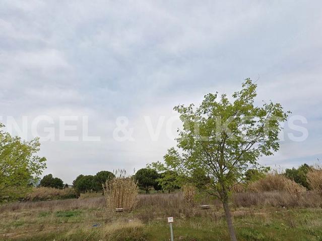 Terreno en venta en Sant Fruitós de Bages, de 2.150 m² por 325.000