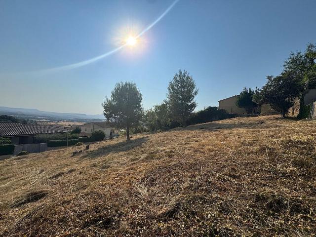 Terreno en venta en Sant Martí de Tous, de 645 m² por 132.500