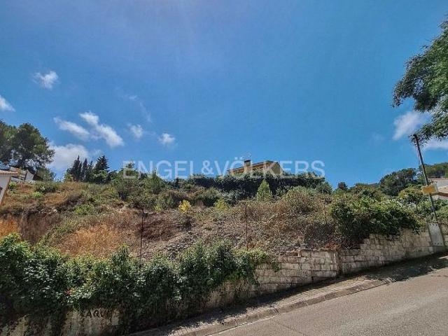Terreno en venta en Sant Pere de Ribes, de 861 m² por 65.000