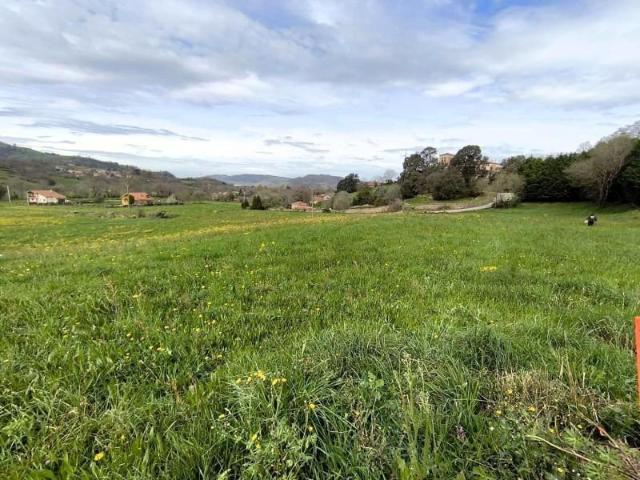 Terreno en venta en Santa María de Cayón, Lloreda