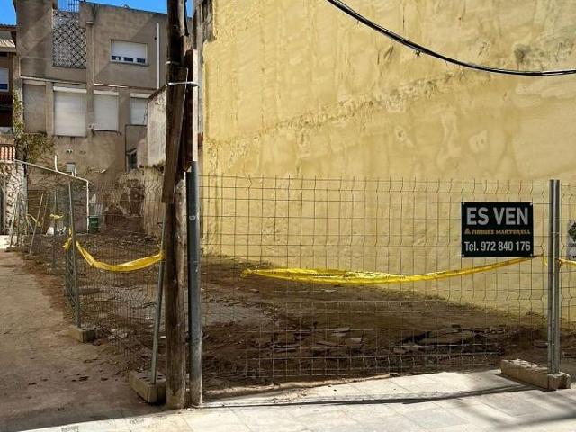 Terreno en venta en Santa Coloma de Farners, de 160 m² por 155.000