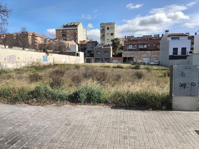 Terreno en venta en Granollers, de 165 m² por 147.000