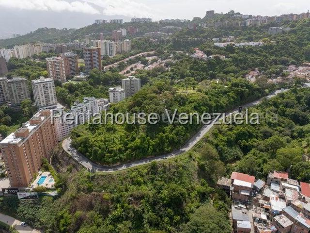 Terreno en Venta en Santa Ines, Caracas
