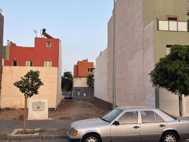 Terreno en venta en Santa Lucía de Tirajana, Vecindario