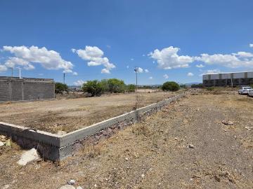 Terreno en venta en Antiguo Camino a Santa Rita plano a pie de avenida