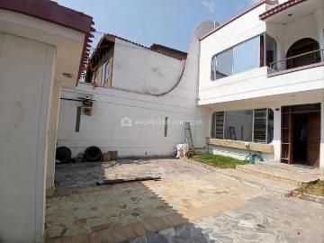 Terreno en venta en Santiago De Surco a S/2,100,000