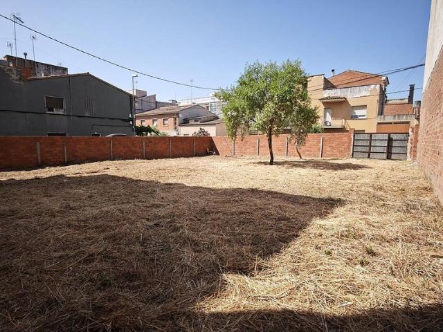 Terreno en venta en Sentmenat, de 307 m² por 160.000