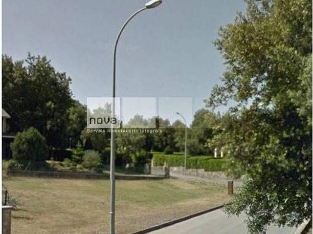 Terreno en venta en Seva, de 972 m² por 157.000