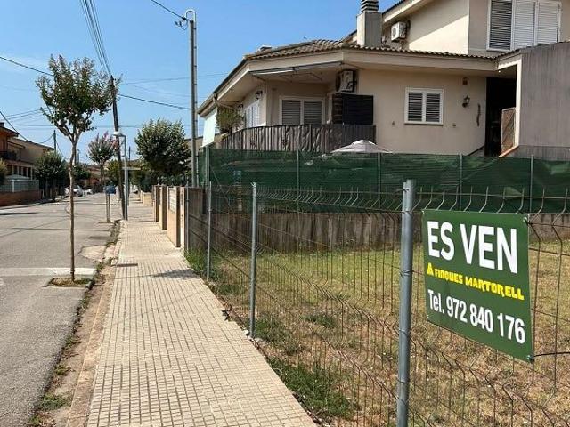 Terreno en venta en Sils, de 393 m² por 67.500