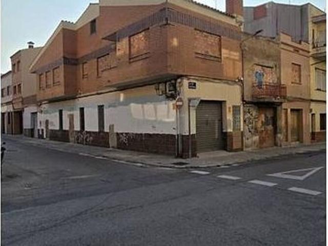 Terreno en venta en Terrassa, de 363 m² por 495.000