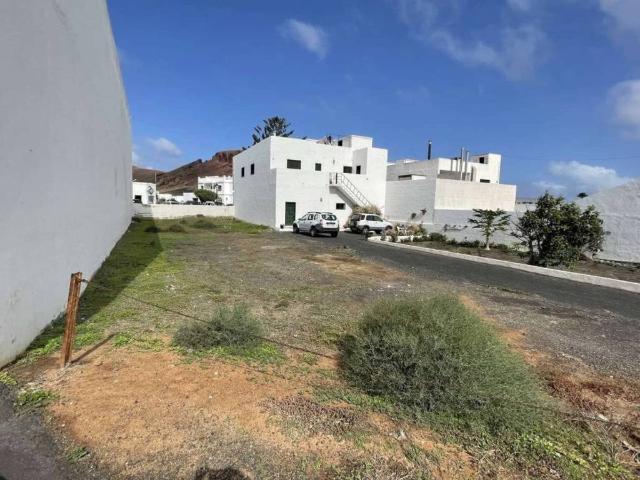 Terreno en Venta en Tinajo