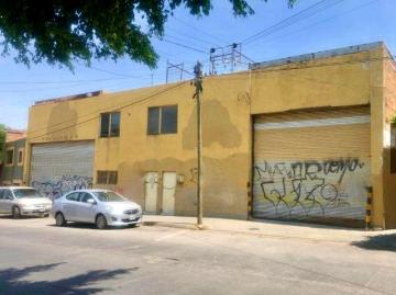TERRENO EN VENTA EN TLAQUEPAQUE CENTRO