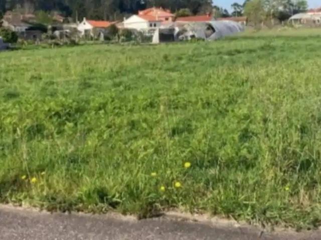 Terreno en Venta en Tomiño