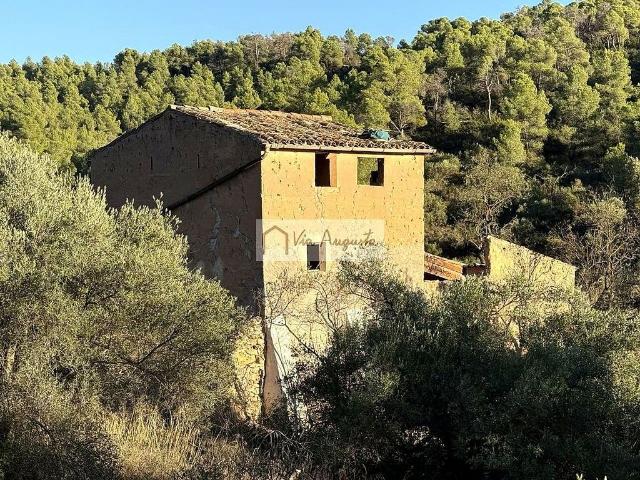 Terreno en venta en Torre de l´Espanyol, La, de 67.000 m² por 54.000