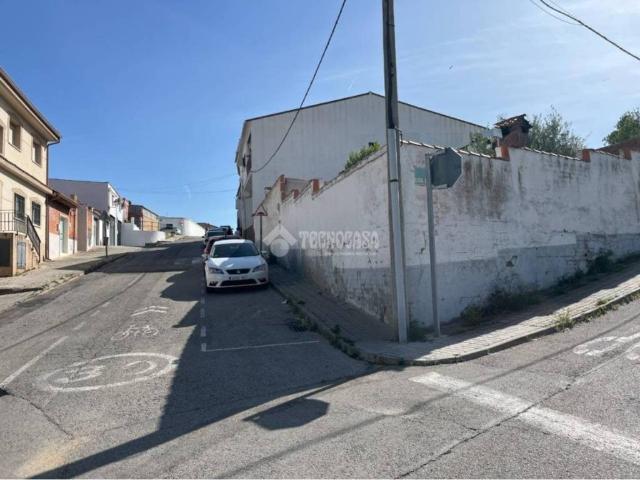Terreno en Venta en Torres de La Alameda