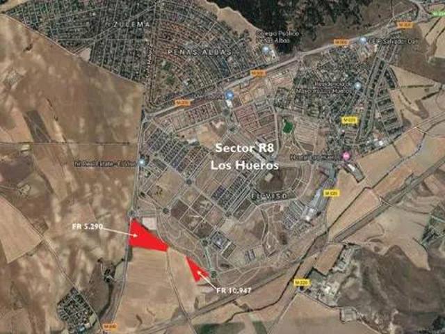 Terreno en Venta en Torres de La Alameda