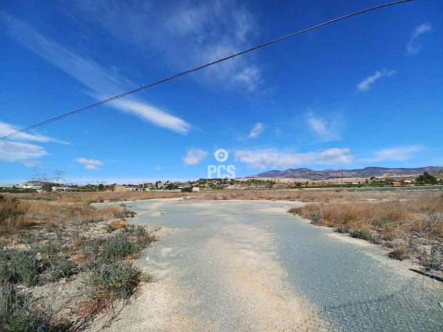 Terreno en venta en Totana