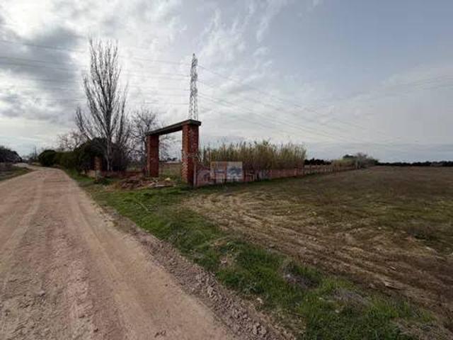 Terreno en Venta en Ugena