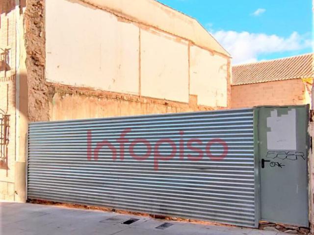 Terreno en venta en Valdepeñas, Centro