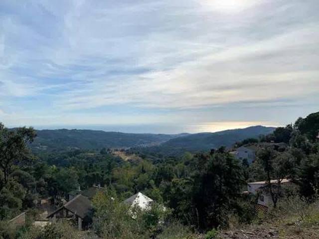 Terreno en Venta en Vallgorguina