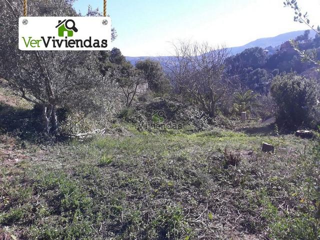 Terreno en venta en Vallirana, de 527 m² por 80.000