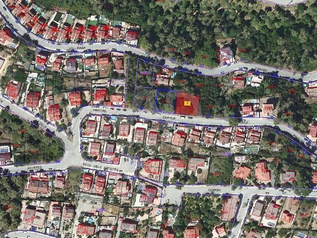 Terreno en venta en Vallirana, de 587 m² por 40.000