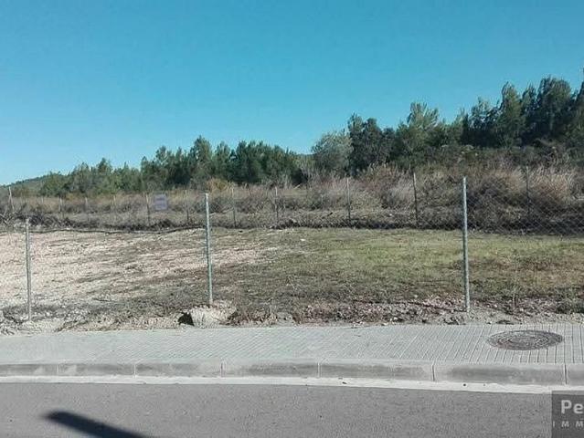 Terreno en venta en Vespella de Gaià, de 892 m² por 75.000