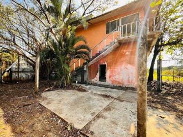 Terreno en venta en Veracruz con construcción en obra gris Loc. La Laguna
