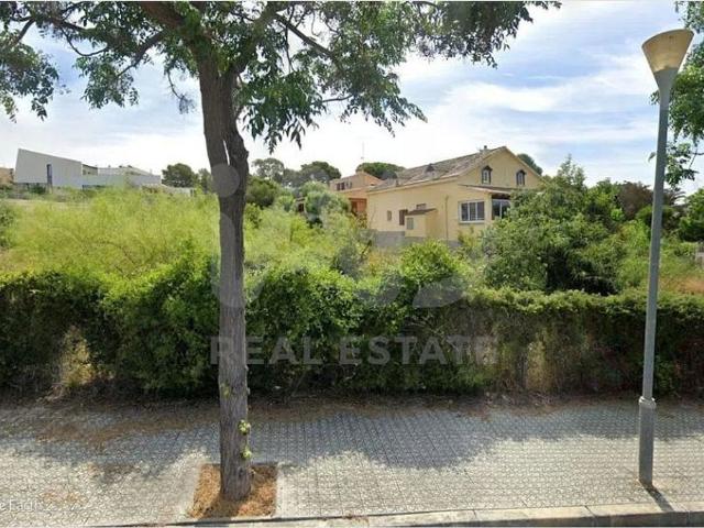 Terreno en venta en Vilanova i La Geltrú, de 728 m² por 430.000