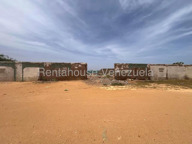 Terreno en Venta en Villa Marina, Punto Fijo