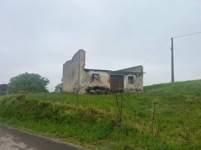 Terreno en Venta en Villaescusa Cantabria
