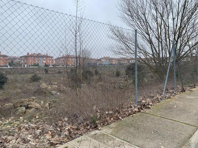 Terreno en venta en Villamayor, Calle Río Carrión, 37185