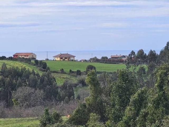 Terreno en Venta en Villaviciosa
