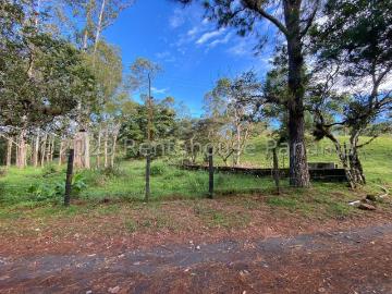 Terreno en Venta en Volcan, Tierras Altas