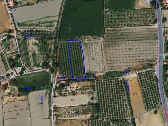 Terreno en venta en Zubia, Centro