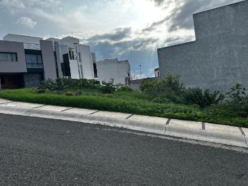 Terreno en venta en Zibat?